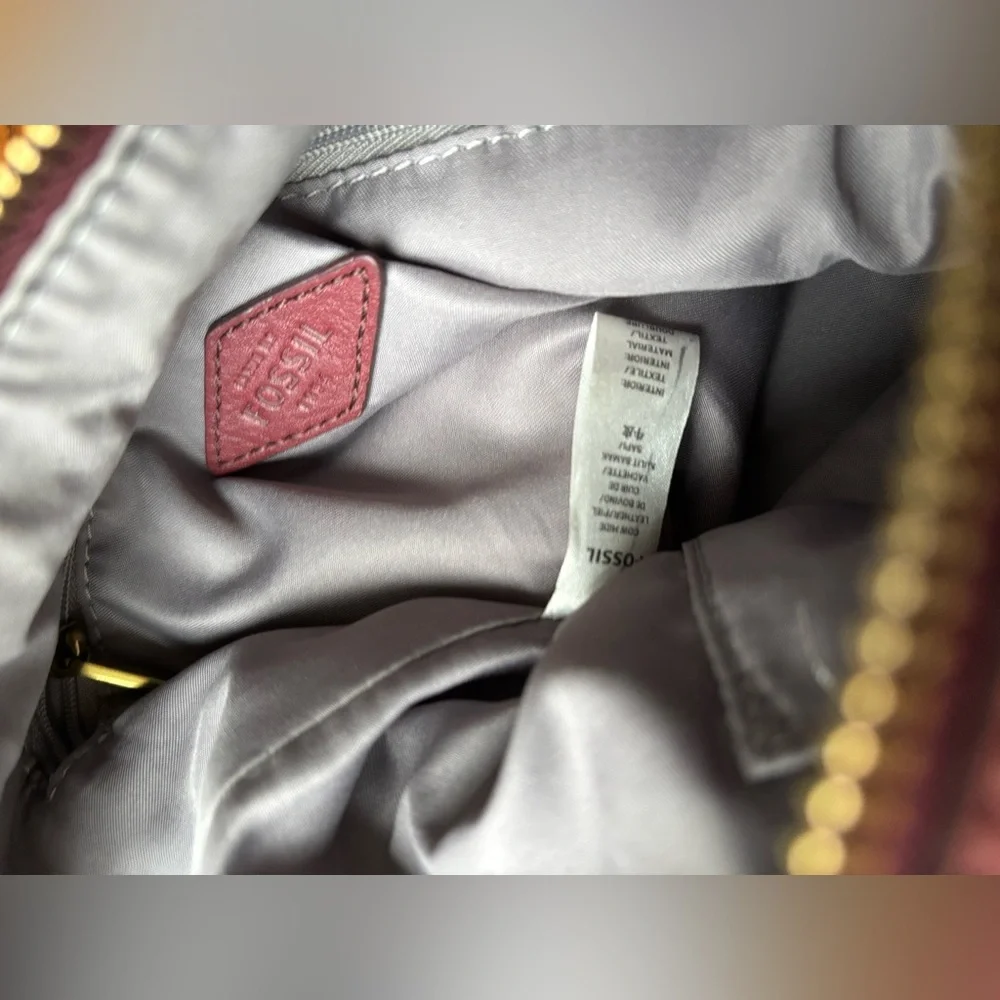 Fossil Burgundy Leather Crossbody Key Charm - Picture 8 of 13